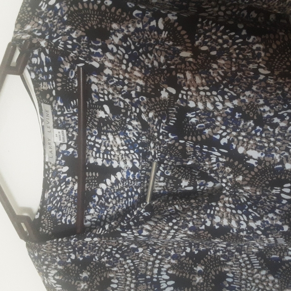 Nwot Larry Levine Blouse Hardware Roll Tab Sz 3X - Picture 2 of 9